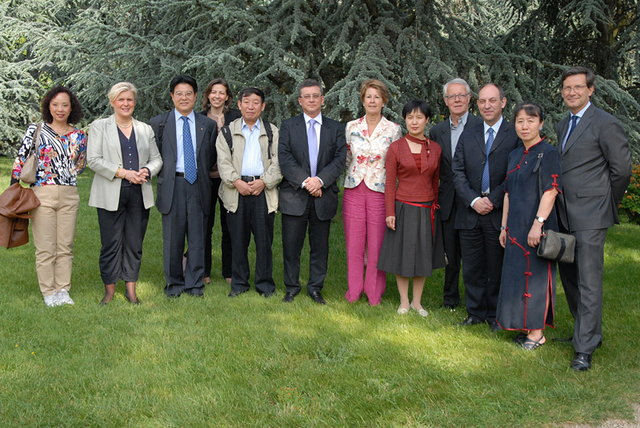 Réception d'une délégation chinoise aux jardins Albert Kahn
